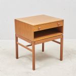 1635 3106 BEDSIDE TABLE